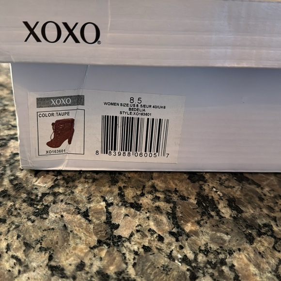 XOXO taupe bedelia peep toe bootie NIB 8.5 - Picture 11 of 11
